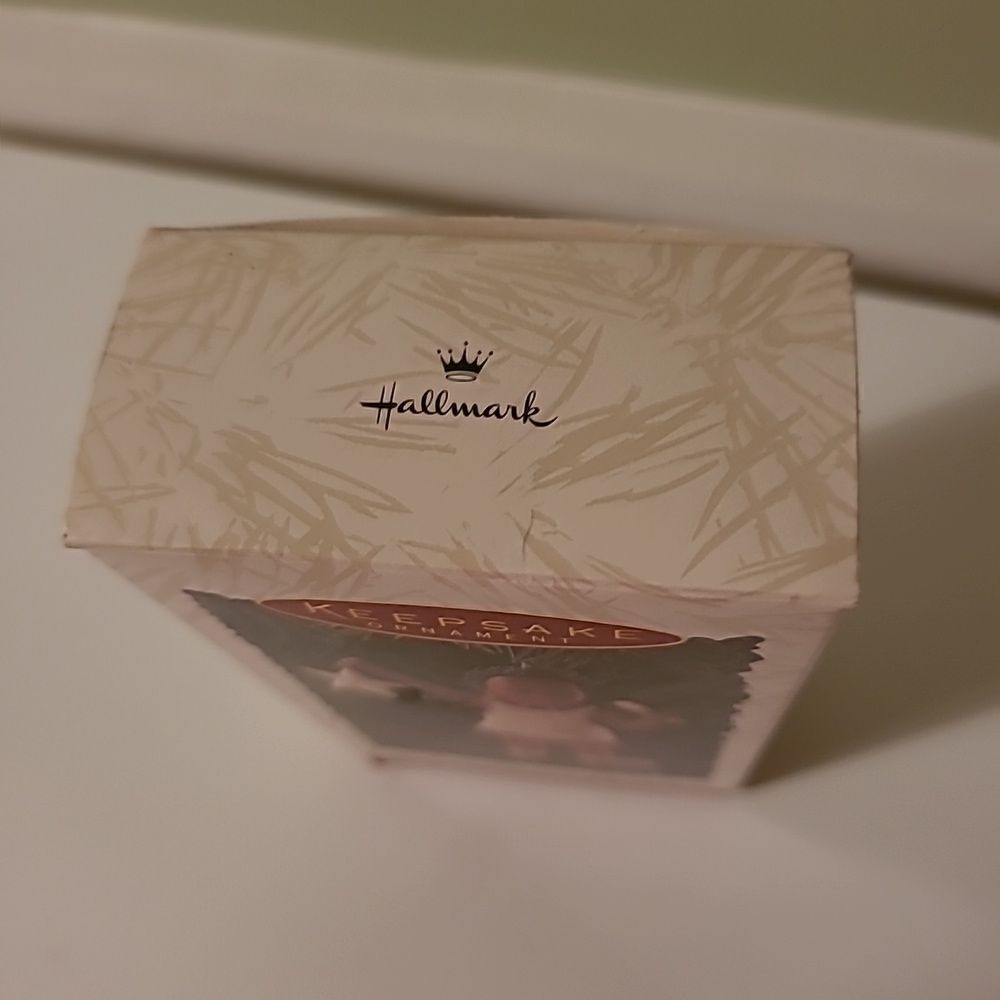1996 Hallmark Keepsake Ornament - Picture 3 of 8